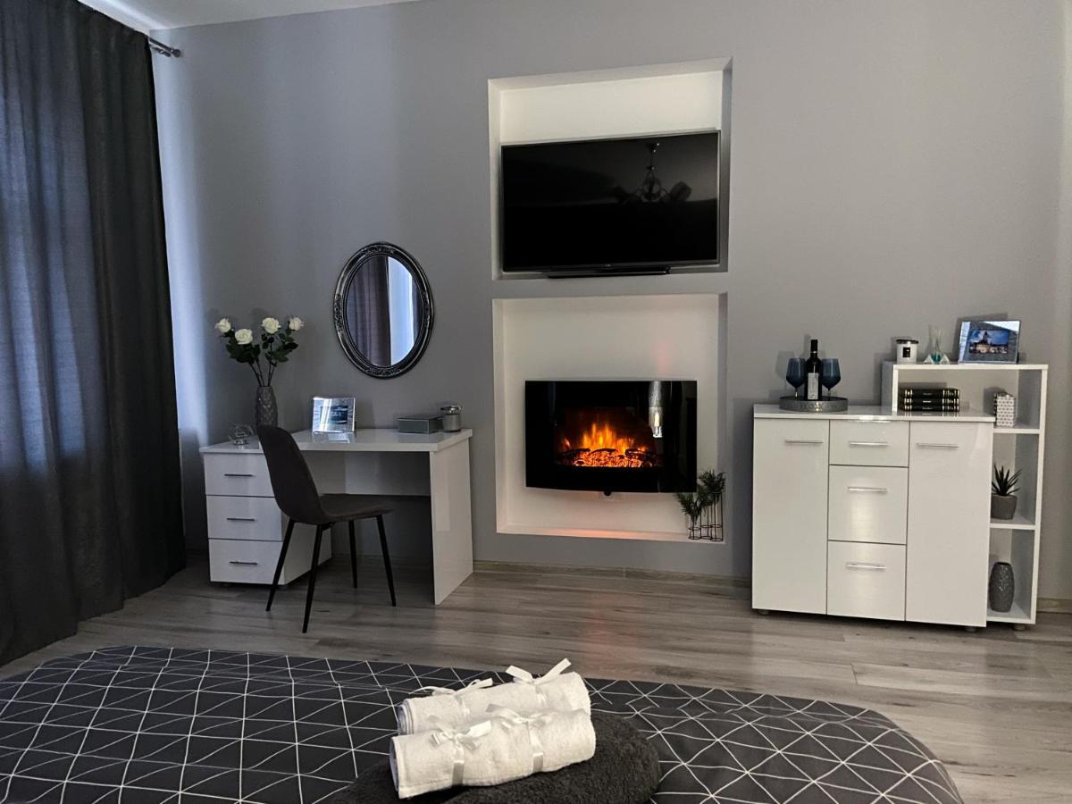 Studio 5 Braşov Buitenkant foto