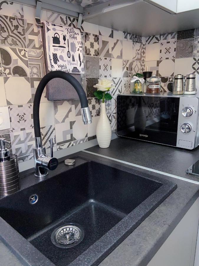 Studio 5 Braşov Buitenkant foto