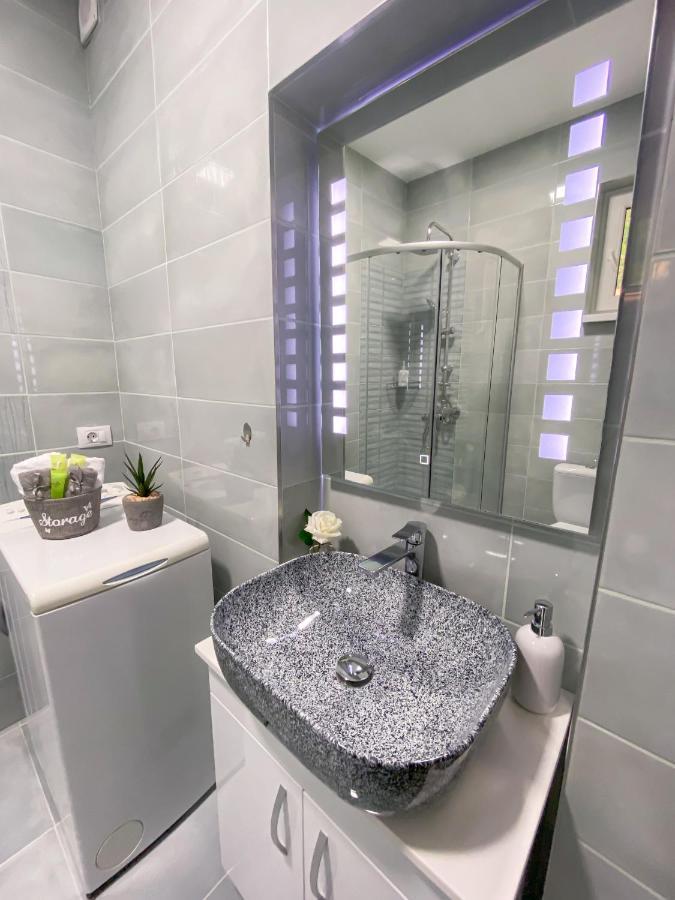 Studio 5 Braşov Buitenkant foto