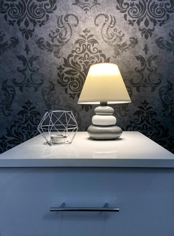 Studio 5 Braşov Buitenkant foto