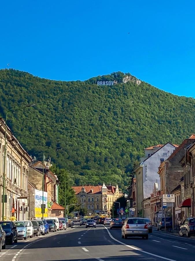 Studio 5 Braşov Buitenkant foto