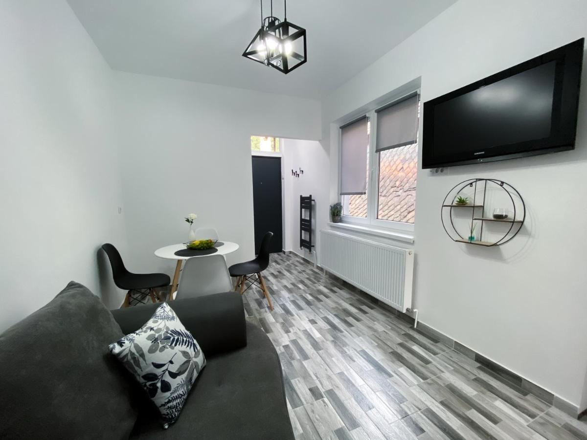 Studio 5 Braşov Buitenkant foto